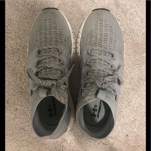 Under Armour HOVR sneakers size 9 women’s